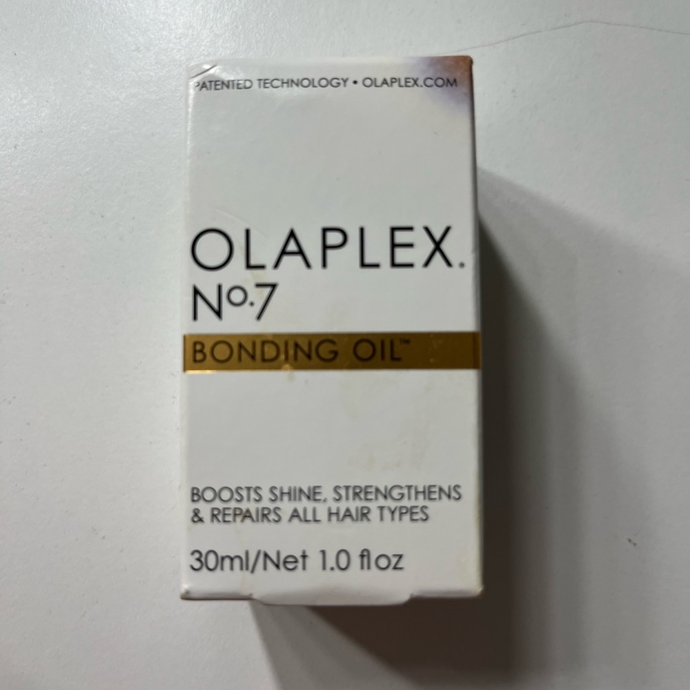 OLAPLEX No.7 Bonding Oil with Gold Accent